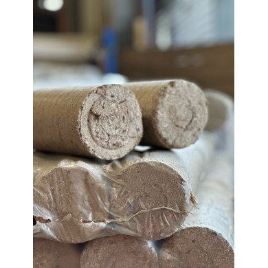 BRITEBURN Nestro Heatlog Softwood Briquettes BRITEBURN Nestro Heatlog Softwood Briquettes