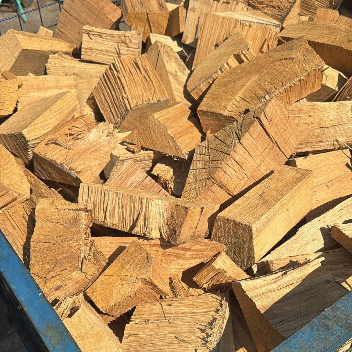 Premium Bark Free Clean Burn Oak Wedges Premium Bark Free Clean Burn Oak Wedges